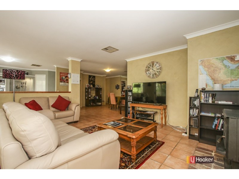 64 Torquata Boulevard, Helena Valley WA 6056