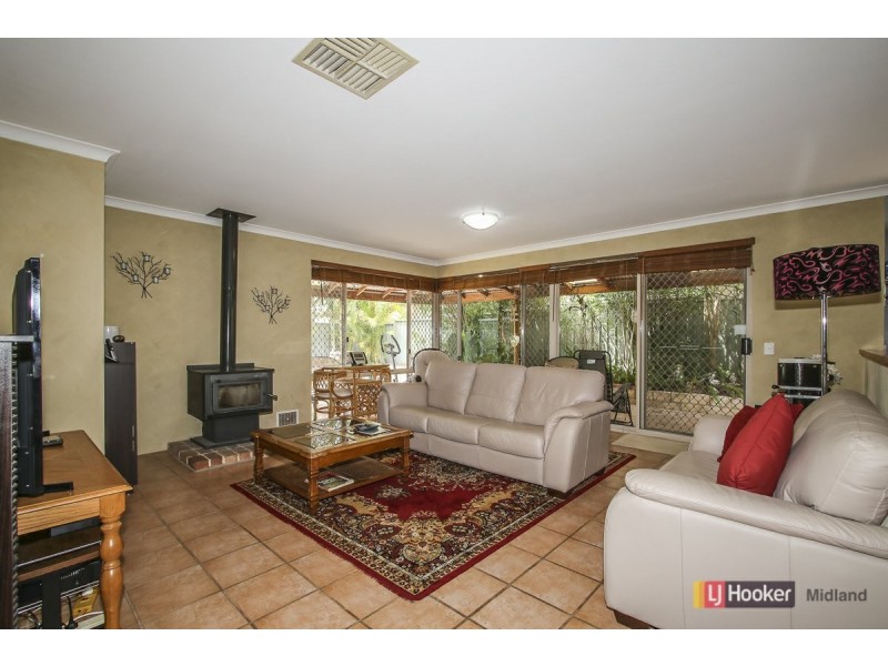 64 Torquata Boulevard, Helena Valley WA 6056