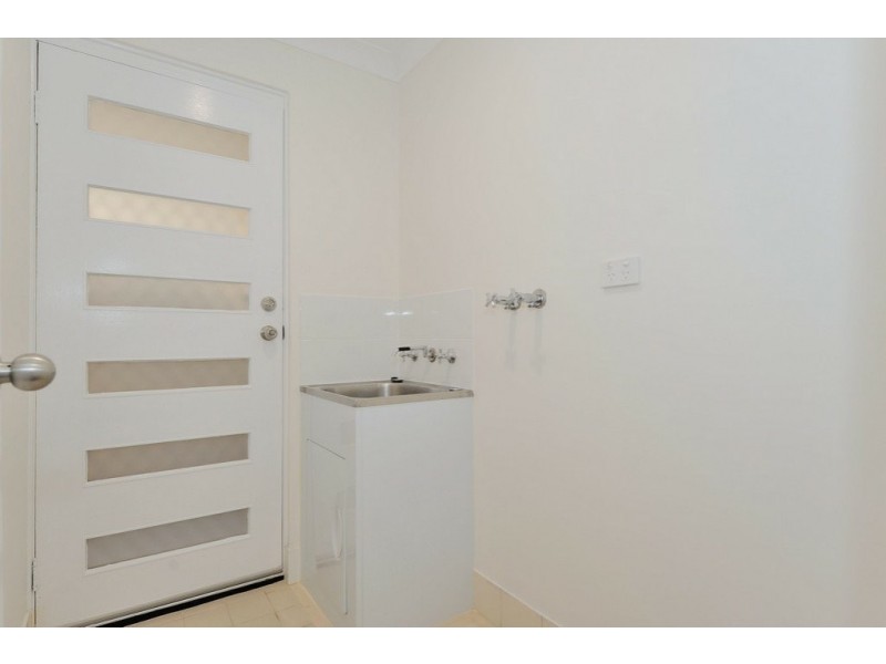 1/5 Mathoura Street, Midland WA 6056