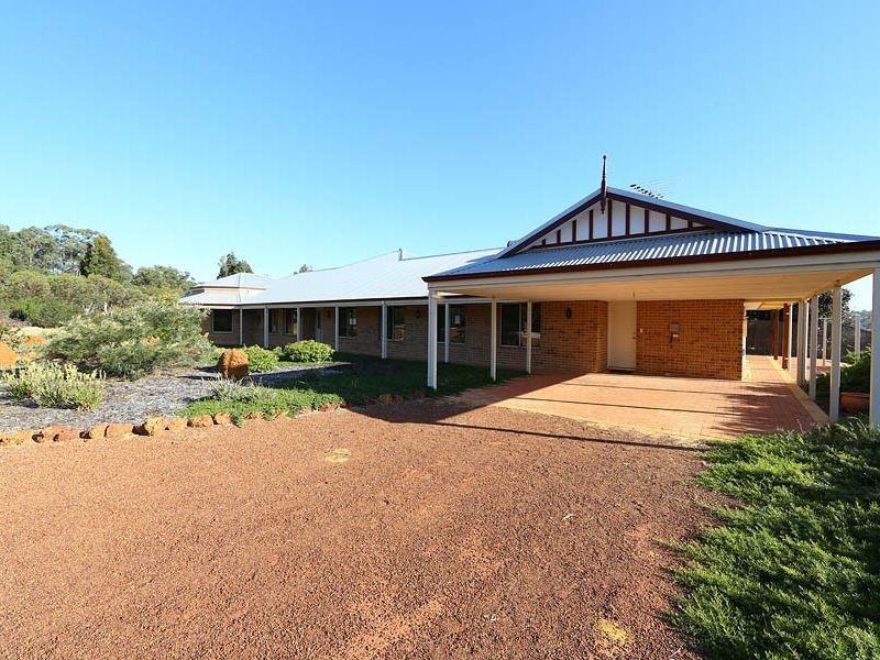 131 Santa Gertrudis Drive, Lower Chittering WA 6084