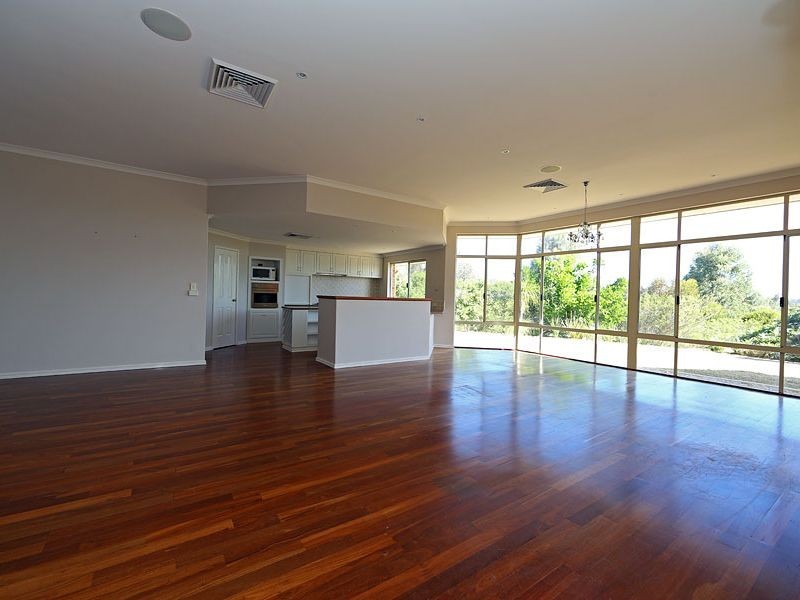 131 Santa Gertrudis Drive, Lower Chittering WA 6084