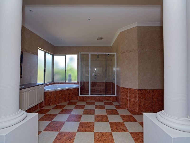 131 Santa Gertrudis Drive, Lower Chittering WA 6084