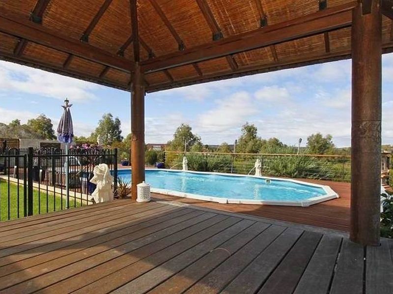 131 Santa Gertrudis Drive, Lower Chittering WA 6084