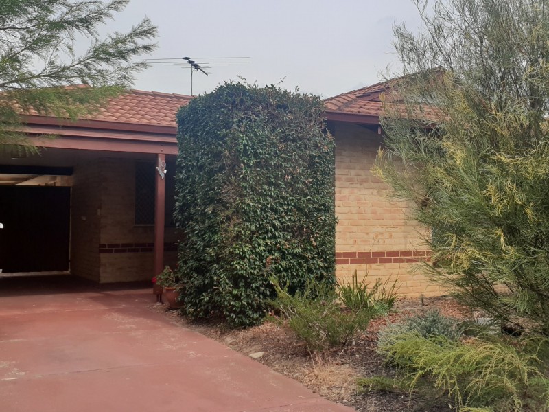 19 Kangaroo Entrance, Stratton WA 6056