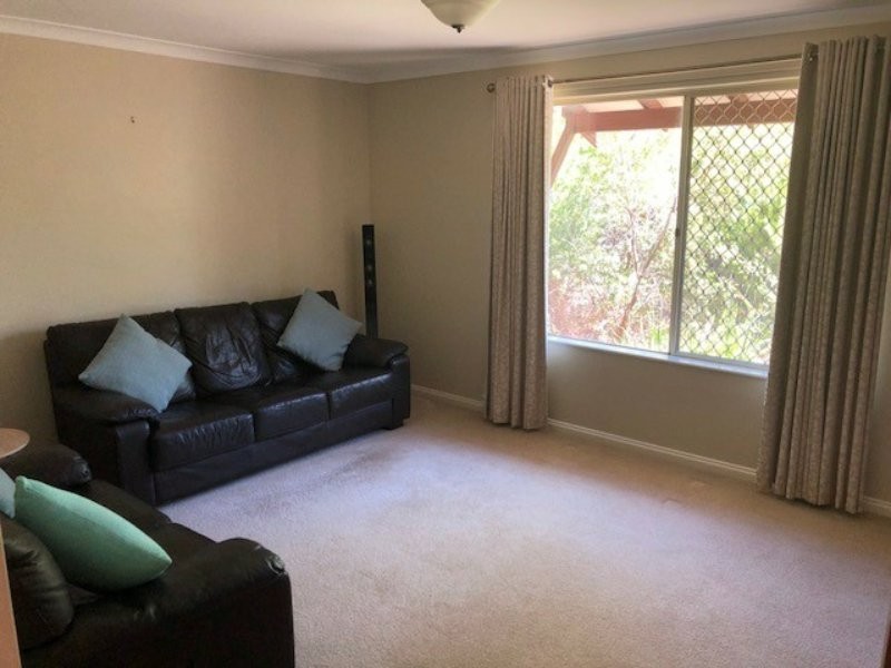 19 Kangaroo Entrance, Stratton WA 6056