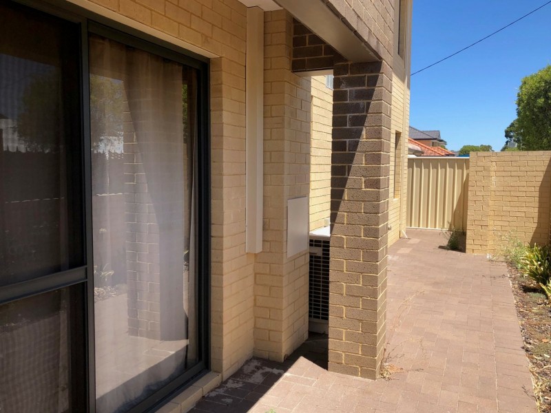 1/33a North Street, Midland WA 6056