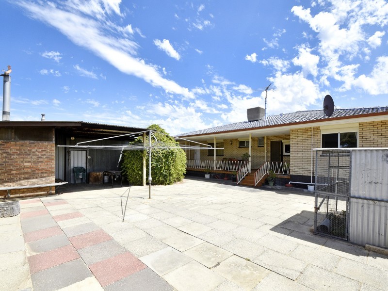3 Taylor Crescent, Midland WA 6056