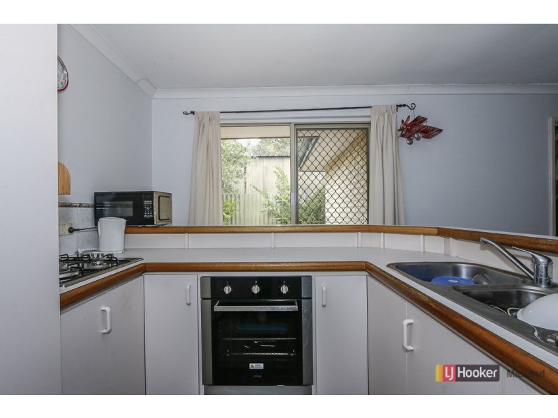 4/33 Holmesdale Road, Woodbridge WA 6056