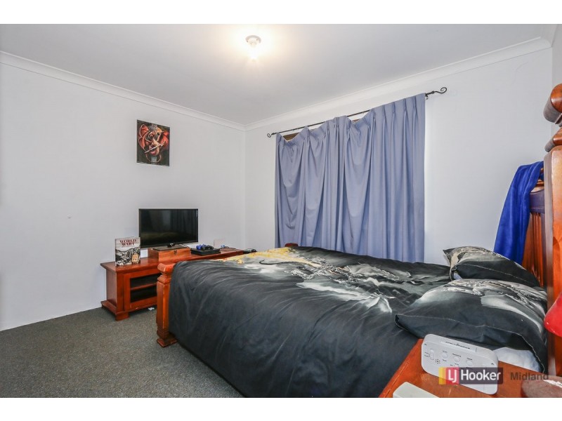 4/33 Holmesdale Road, Woodbridge WA 6056