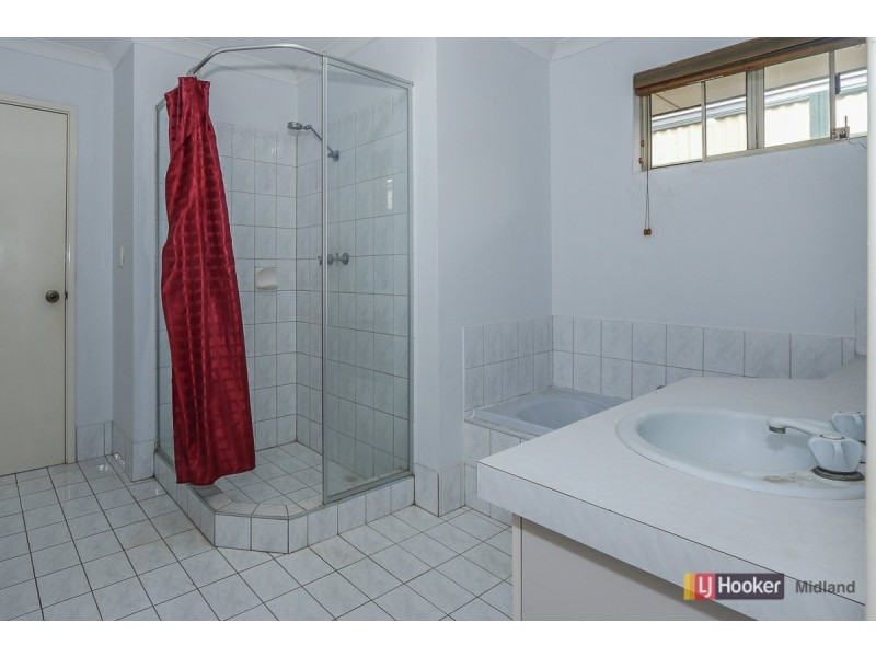 4/33 Holmesdale Road, Woodbridge WA 6056