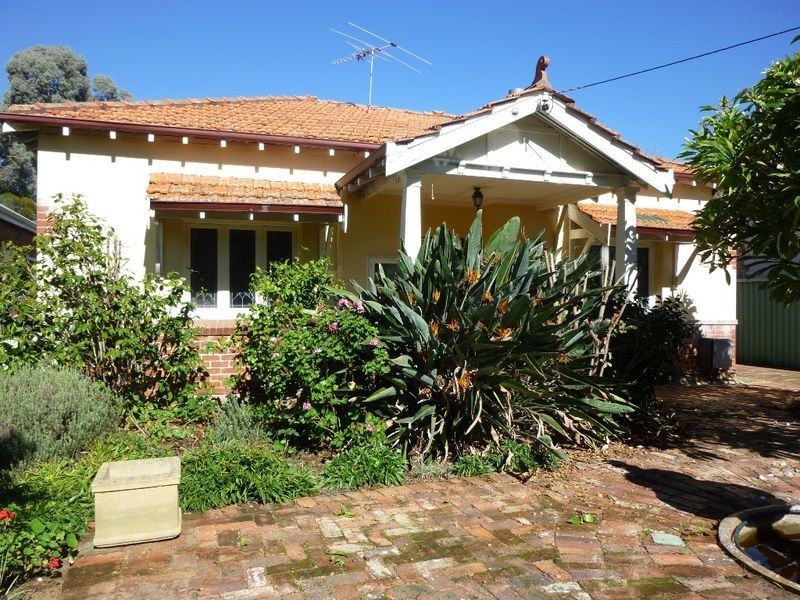 55 Swan Street, Guildford WA 6055