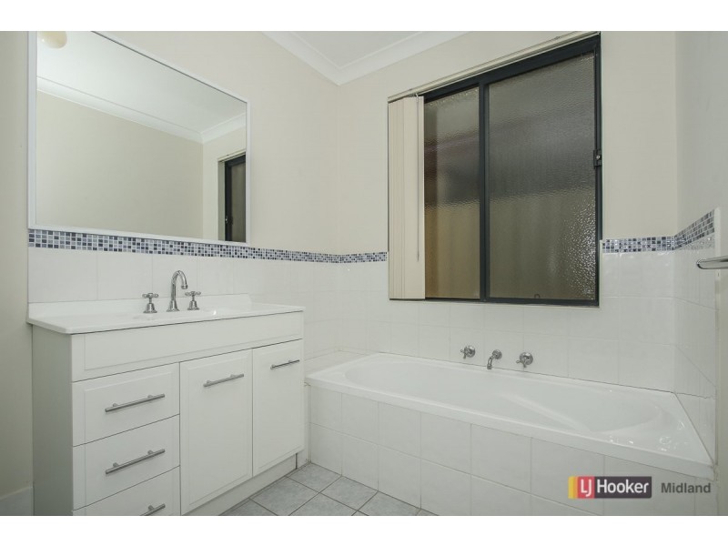 2/132 Clayton Street, Bellevue WA 6056