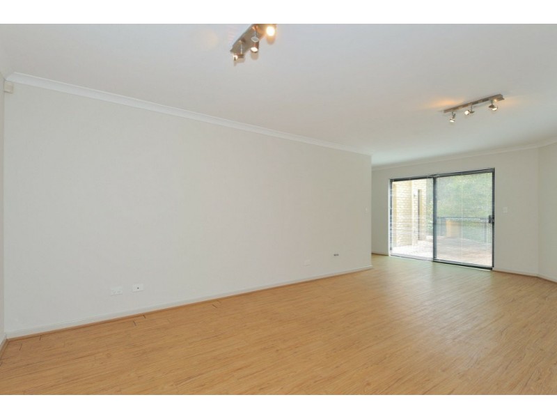 4/41 Elvire Street, Viveash WA 6056
