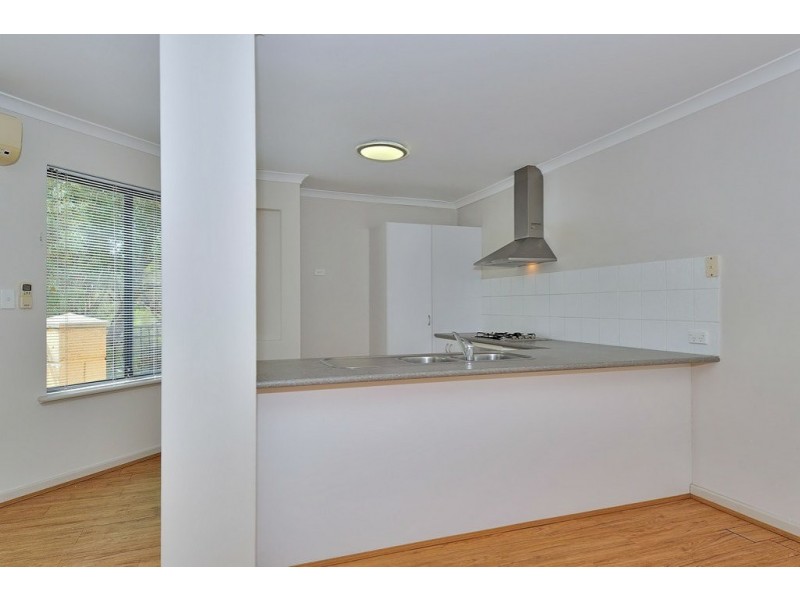 4/41 Elvire Street, Viveash WA 6056