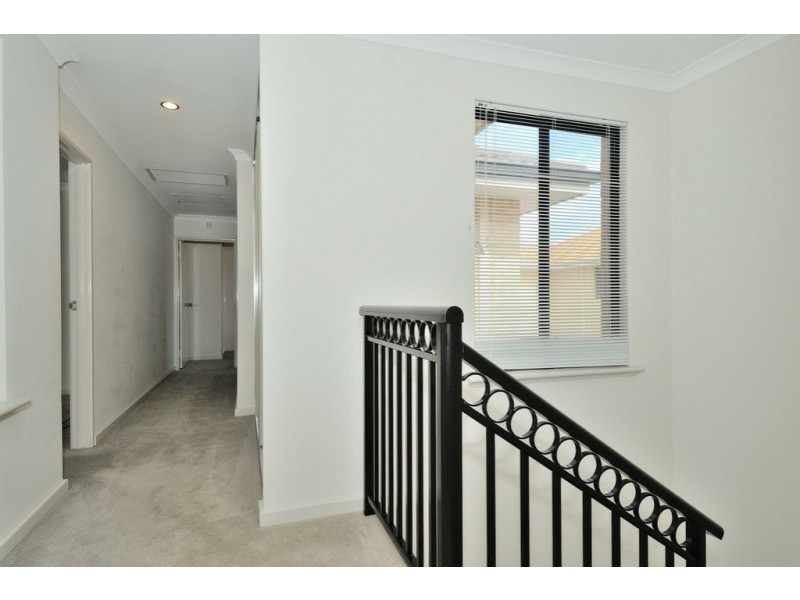 4/41 Elvire Street, Viveash WA 6056