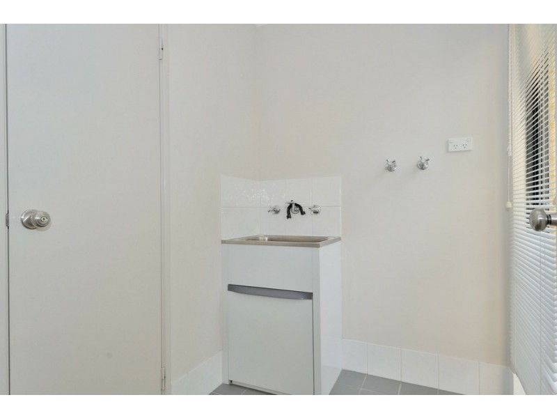 4/41 Elvire Street, Viveash WA 6056