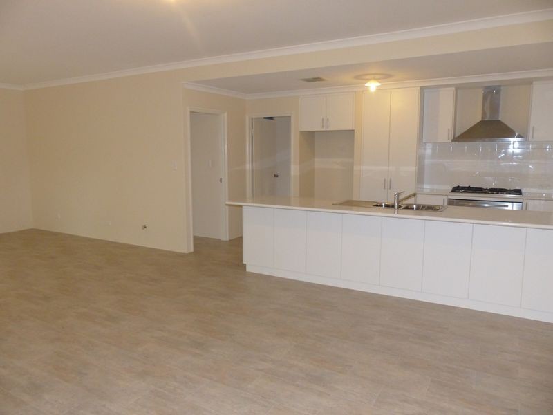 3 Anderson Road, Forrestfield WA 6058