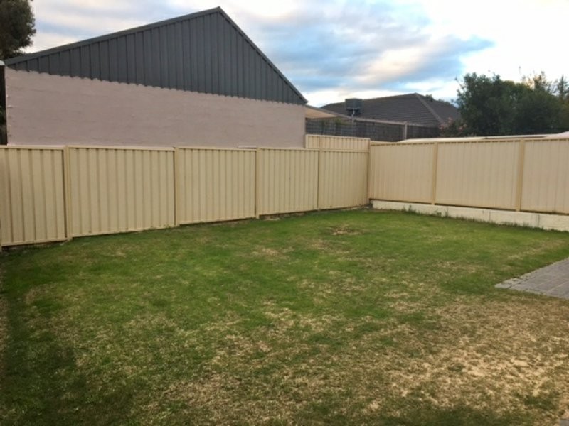 8 Carlisle Court, Middle Swan WA 6056