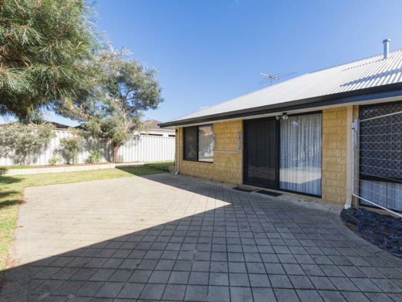 17 Gentle Circle, South Guildford WA 6055