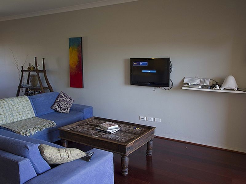 U24/42 The Crescent, Midland WA 6056