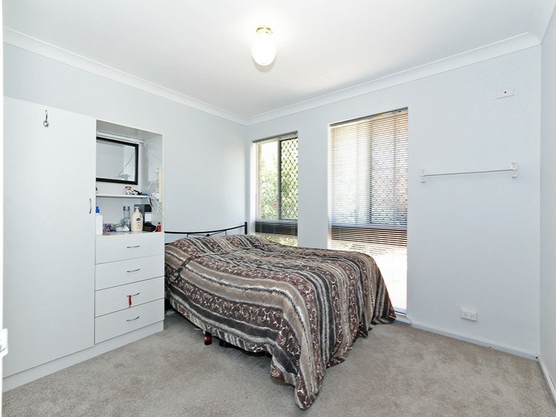 20 Abbott Way, Swan View WA 6056