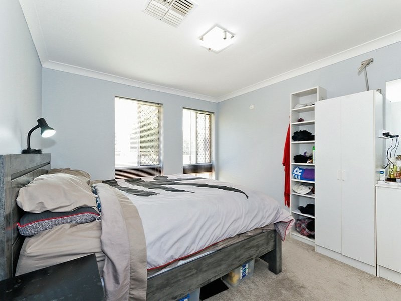 20 Abbott Way, Swan View WA 6056