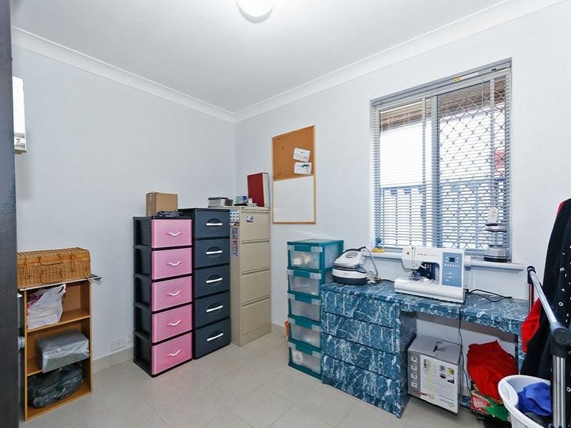 20 Abbott Way, Swan View WA 6056