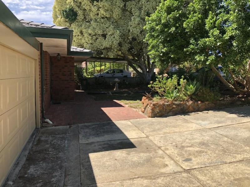 7 Creek Edge, Swan View WA 6056