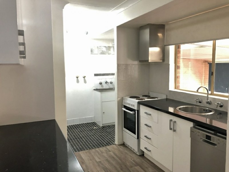 7 Creek Edge, Swan View WA 6056