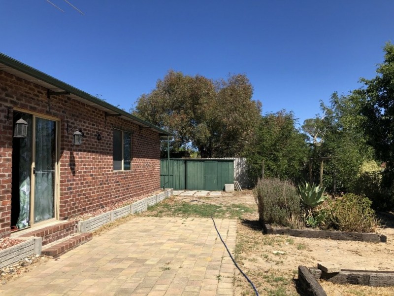 7 Creek Edge, Swan View WA 6056