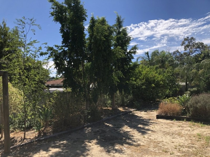 7 Creek Edge, Swan View WA 6056