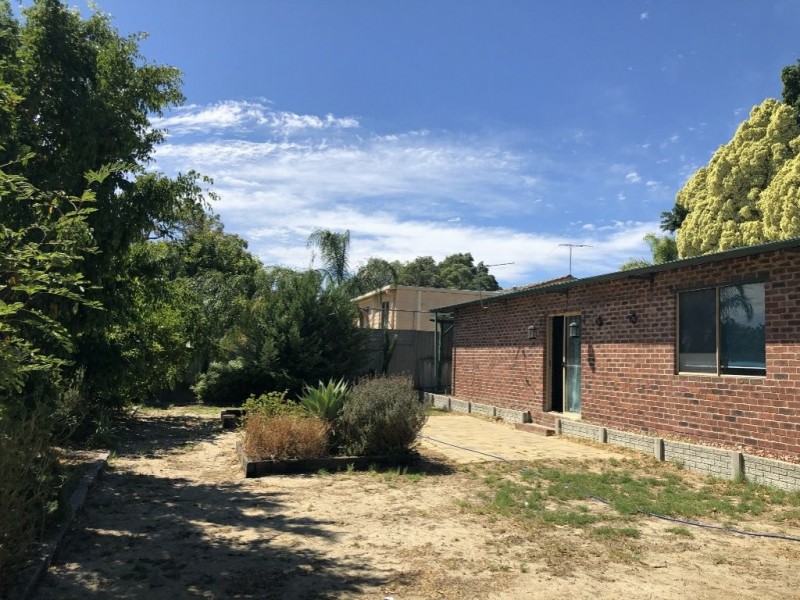 7 Creek Edge, Swan View WA 6056