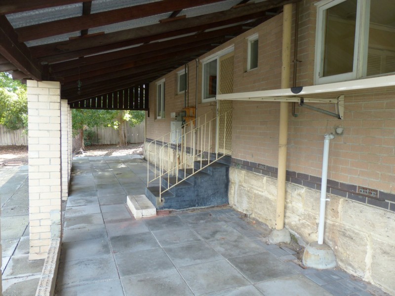 13 Holmwood Way, Embleton WA 6062