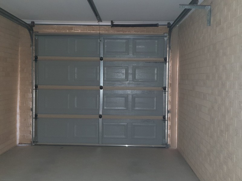 2/4 Sampson Close, Midland WA 6056