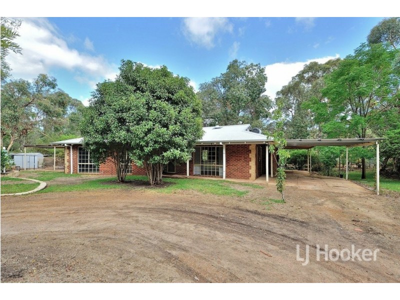 155 Lake View Road, Chidlow WA 6556