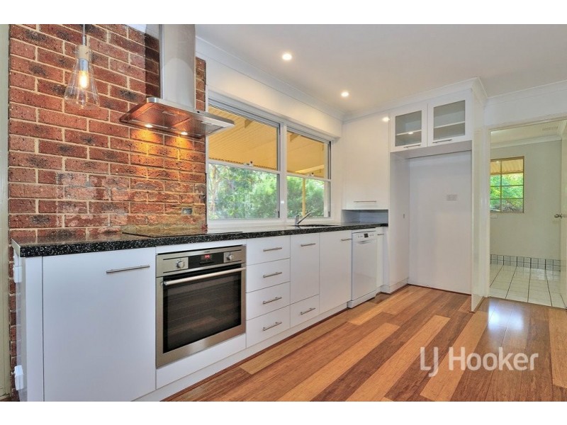 155 Lake View Road, Chidlow WA 6556