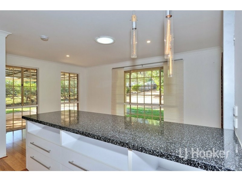 155 Lake View Road, Chidlow WA 6556