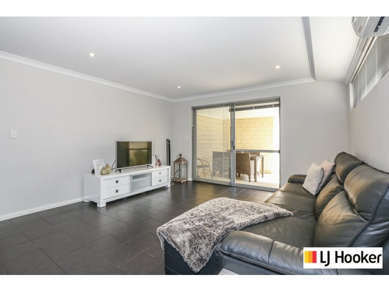 172 Suffolk Street, Caversham WA 6055