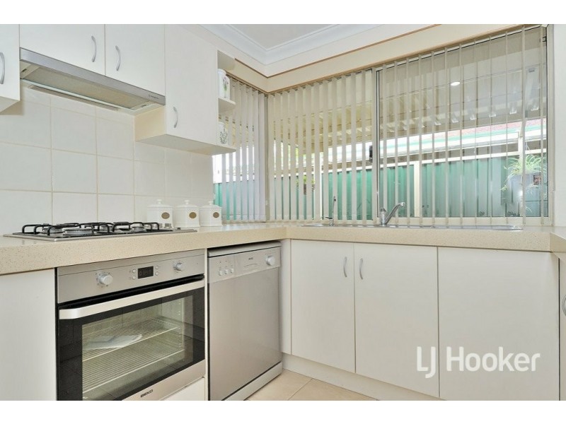 2/15 Spring Avenue, Midland WA 6056
