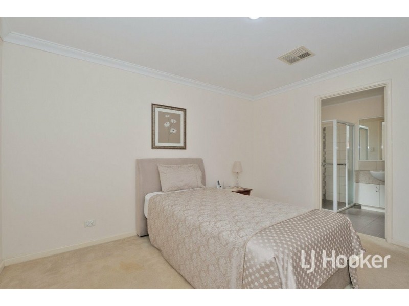 2/15 Spring Avenue, Midland WA 6056