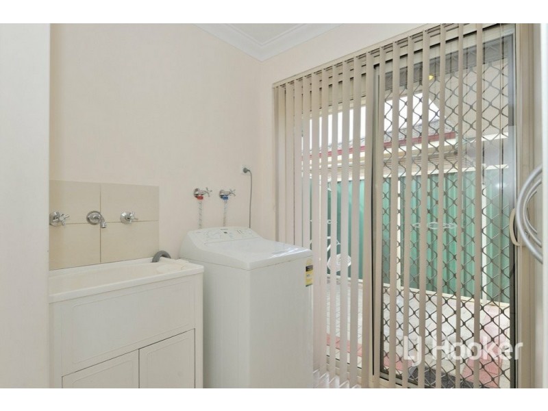2/15 Spring Avenue, Midland WA 6056
