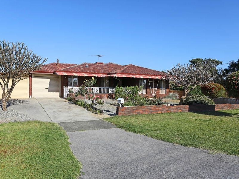 4 Winston Crescent, Viveash WA 6056