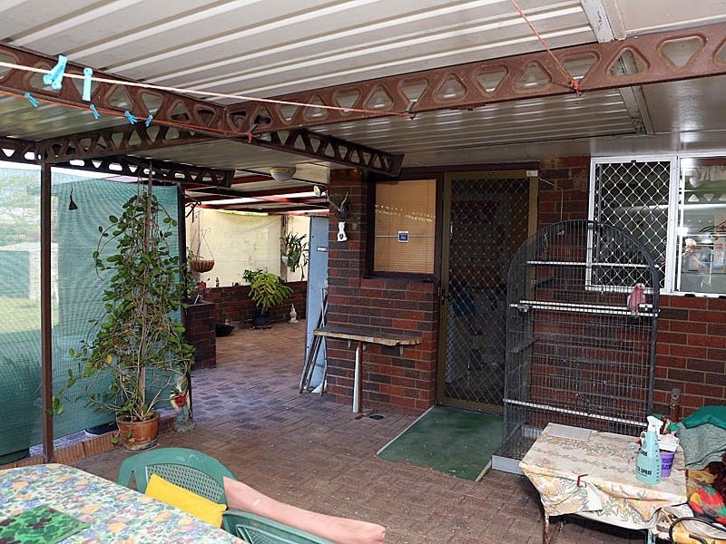 4 Winston Crescent, Viveash WA 6056