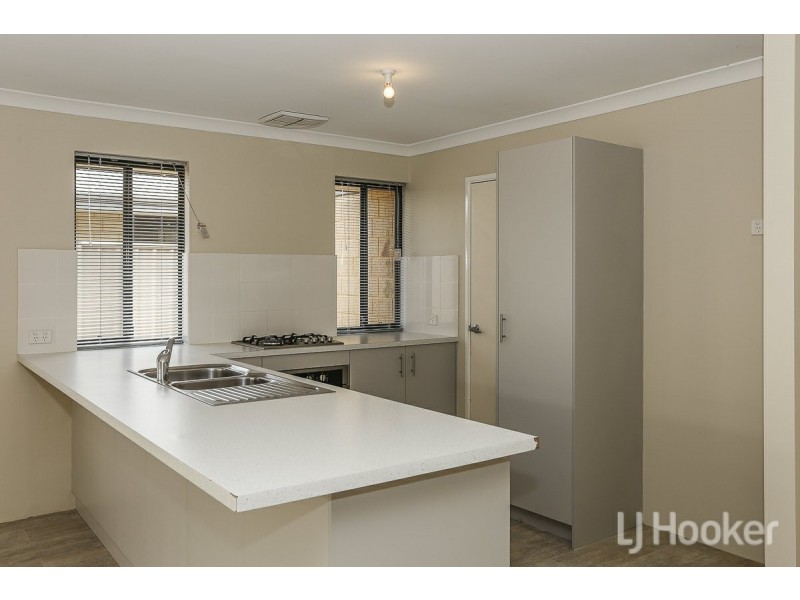 7 Nasco Way, Caversham WA 6055