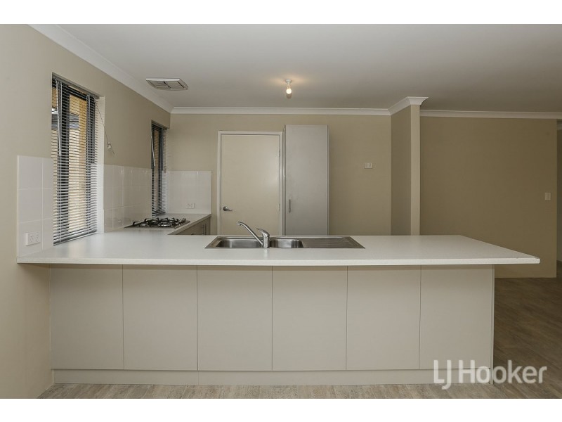 7 Nasco Way, Caversham WA 6055