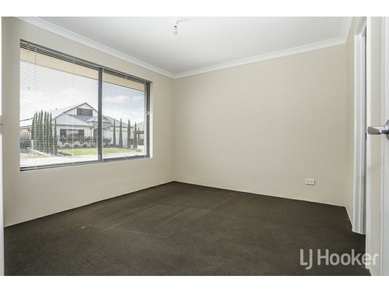 7 Nasco Way, Caversham WA 6055