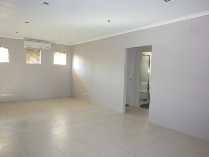 6/24 Cope St, Midland WA 6056