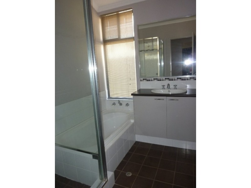 6/24 Cope St, Midland WA 6056