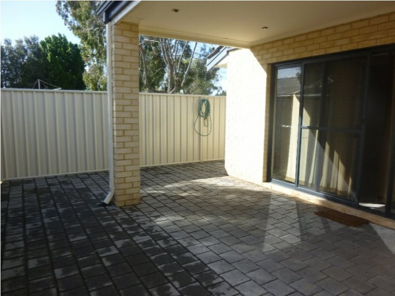 6/24 Cope St, Midland WA 6056