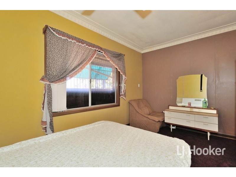 37 Koolgoo Way, Koongamia WA 6056